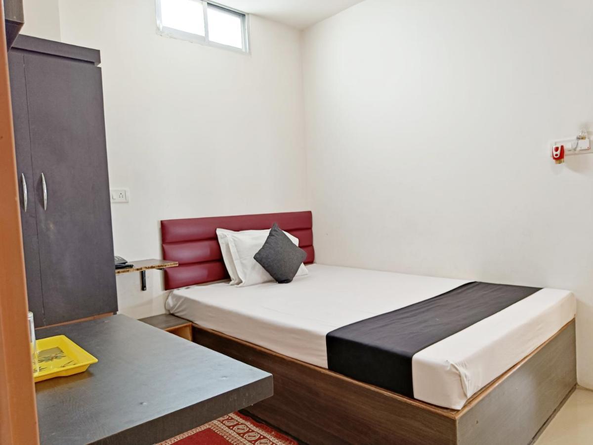 Hotel Executive Inn Hailakandi Exteriér fotografie