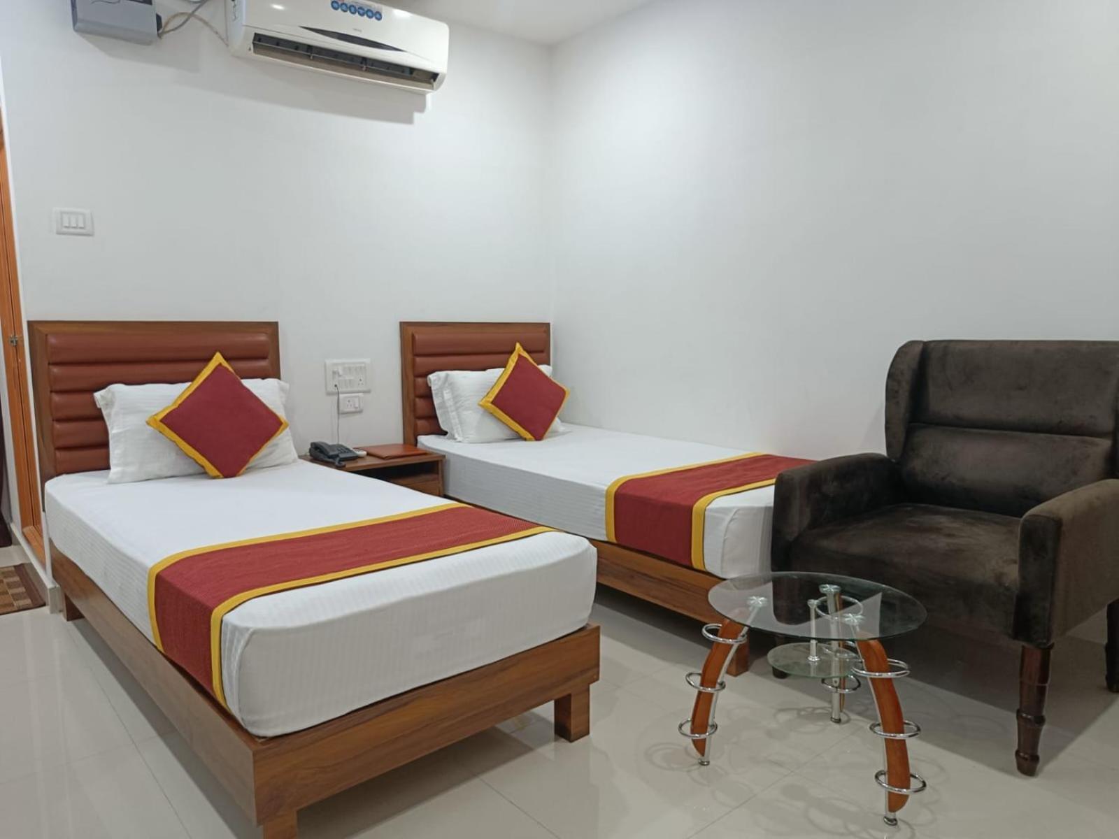 Hotel Executive Inn Hailakandi Exteriér fotografie